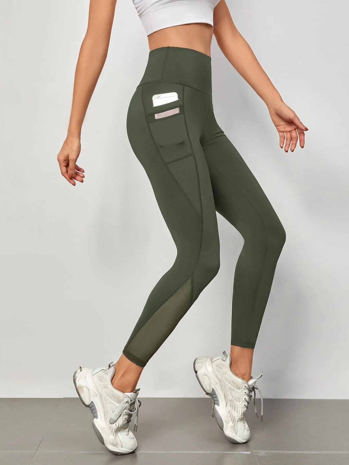 Mesh Panels Sports Leggings With Phone Pocket