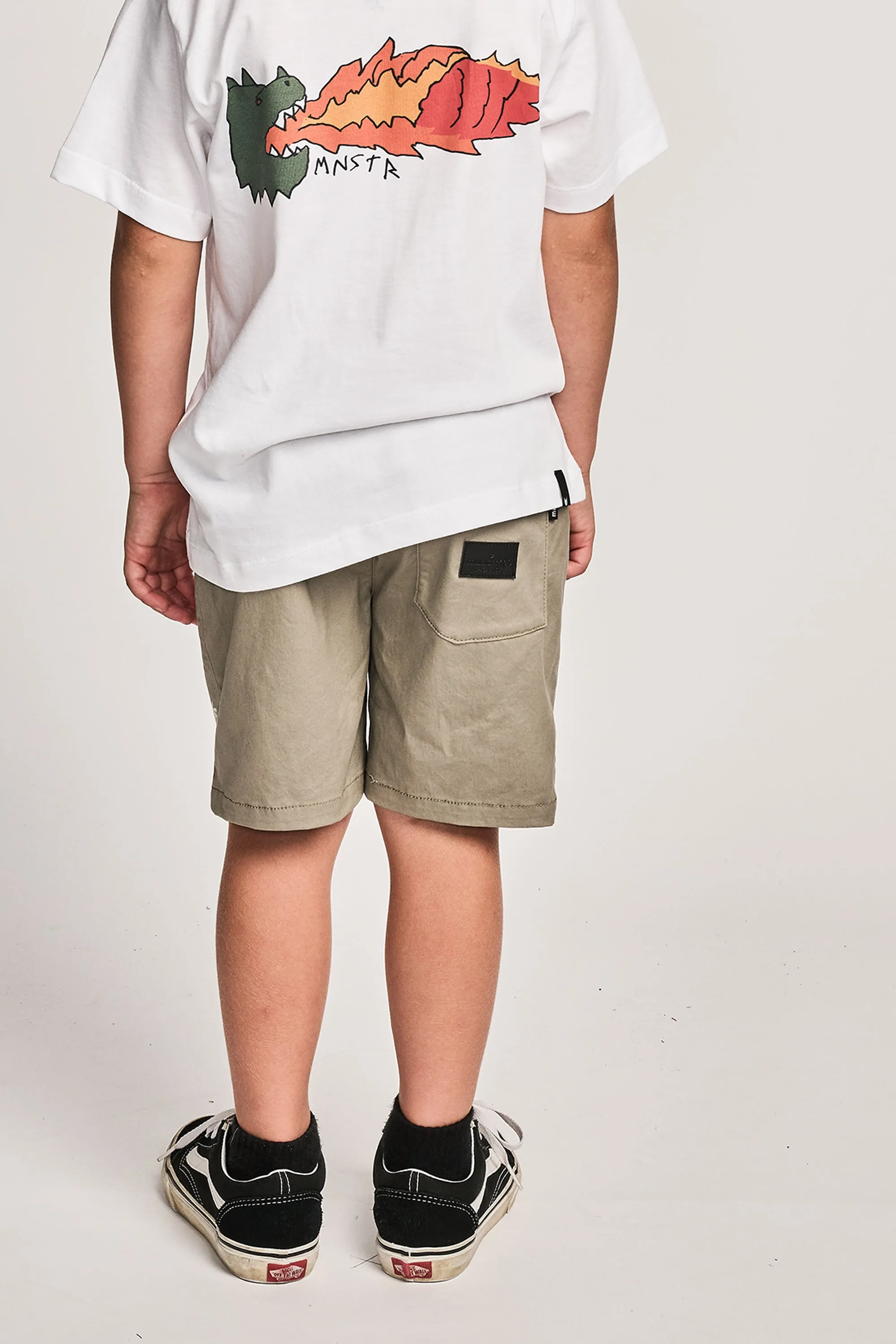 TRESTLES SHORT